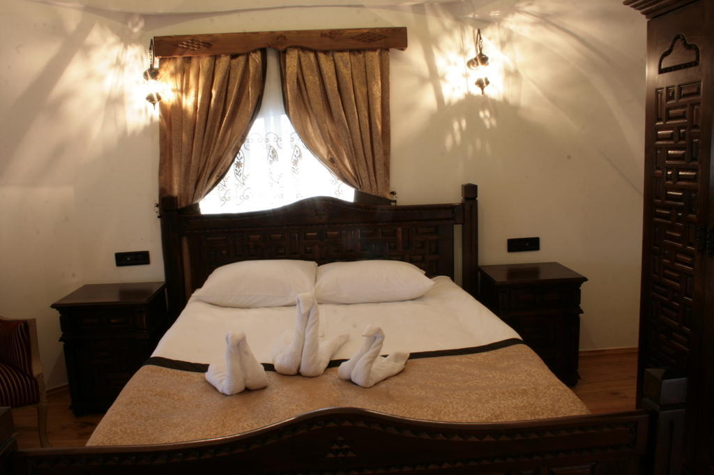 Kursunluhan Hotel 卡斯塔莫努 客房 照片
